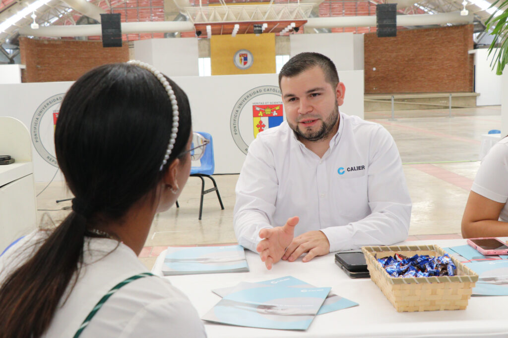 22-05-25 Feria de Empleos-10