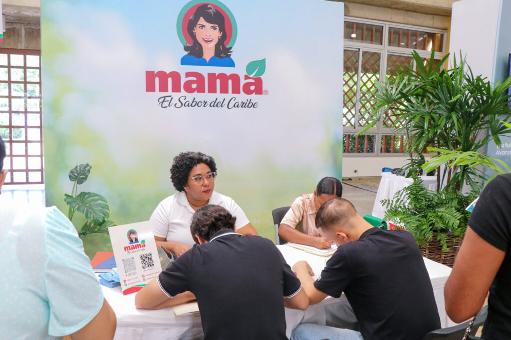 22-05-25 Feria de Empleos-27