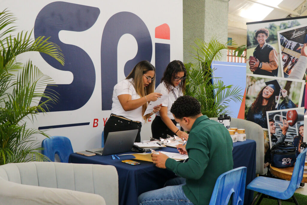 22-05-25 Feria de Empleos-54